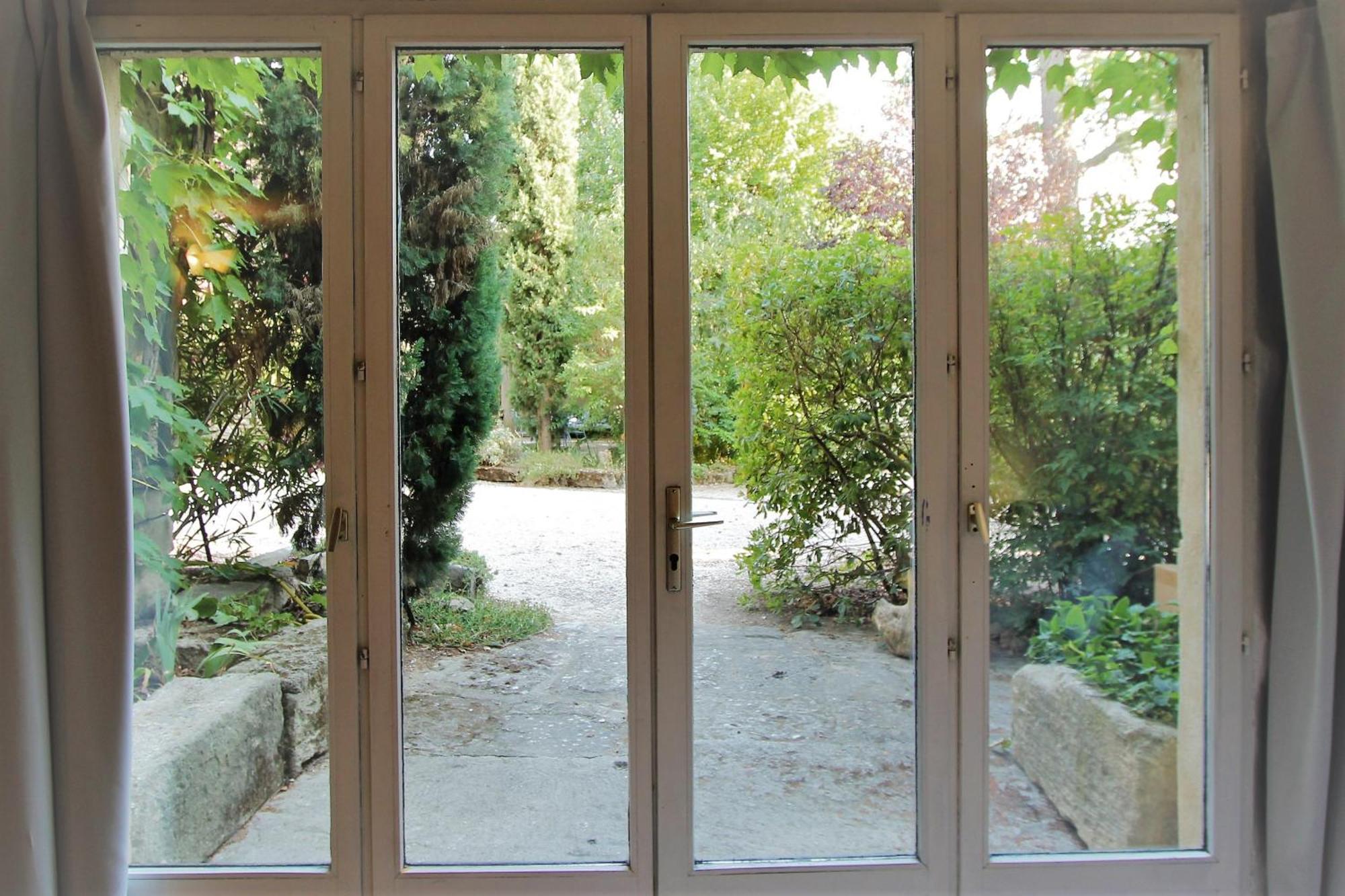 Gites Provence Et Nature - Entre Luberon Et Monts De Vaucluse Cabrieres-d'Avignon Ruang foto